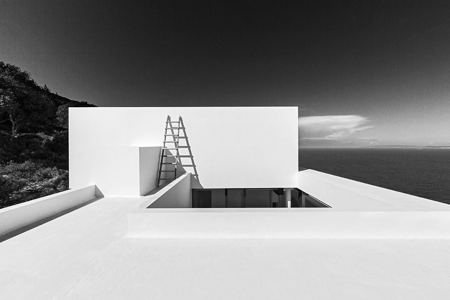 blue, island, Zakynthos, silver, house, olivier, dwek, klein, vernacular, bioclimatic, traditional, cycladic, Serge, Anton