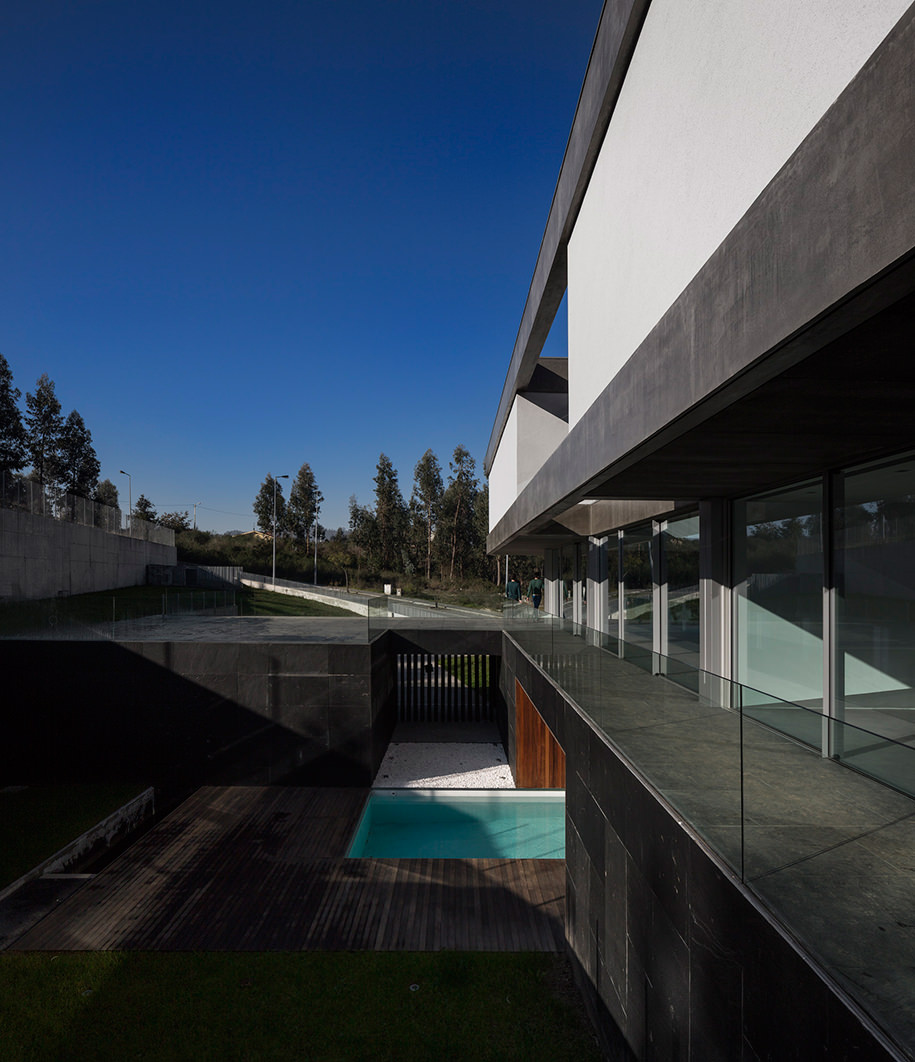 Casa, BE, spaceworkers, portugal, concrete, vernacular, landscape, agriculture, barns, granary, gravitational, lightness