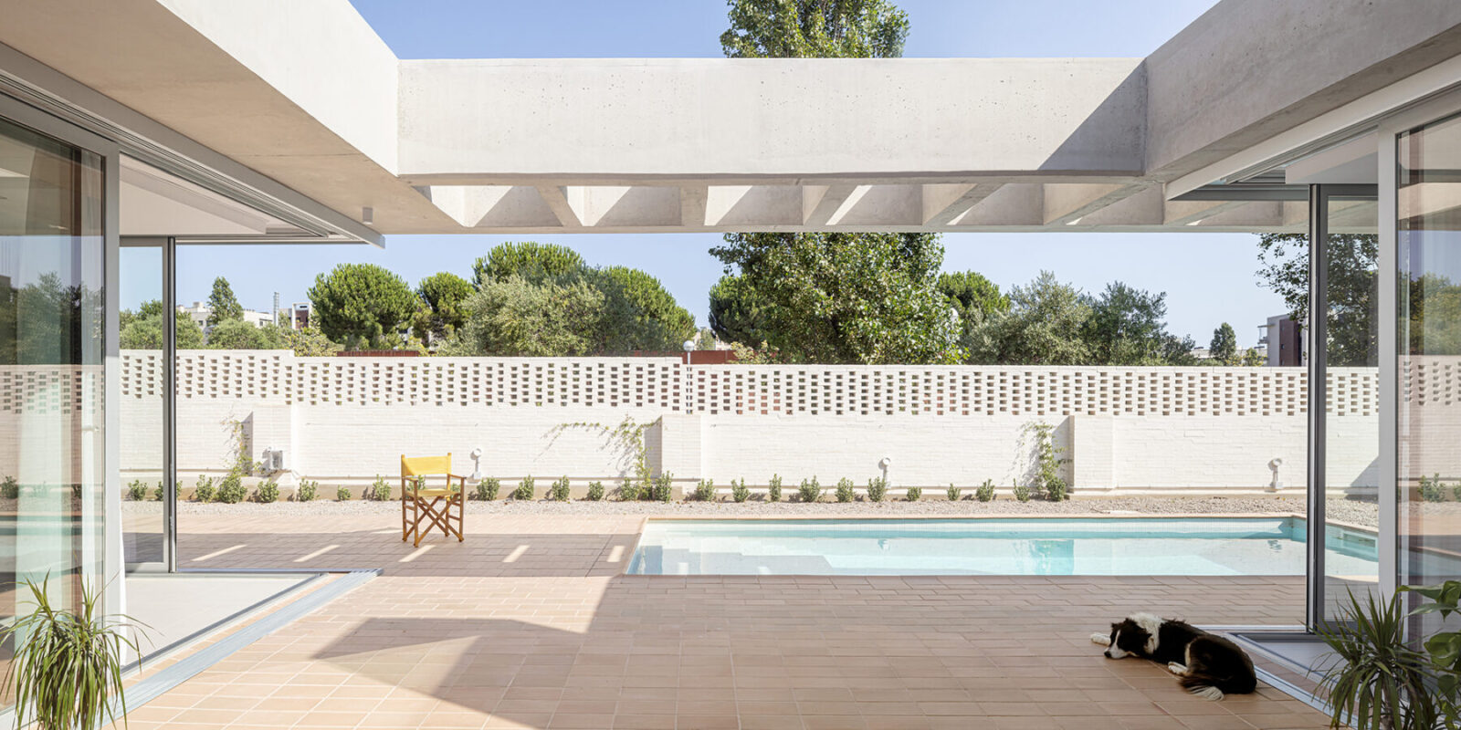 Archisearch An urban refuge. Patio-house in Salou by NUA arquitectures