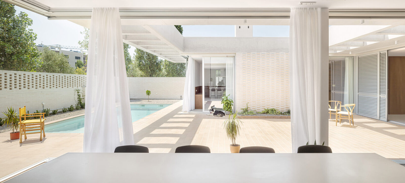 Archisearch An urban refuge. Patio-house in Salou by NUA arquitectures