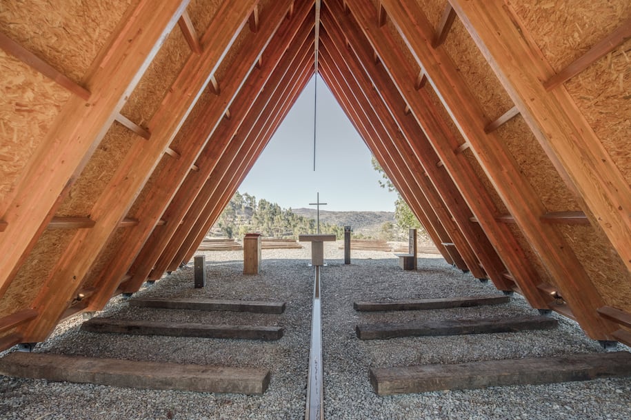 Archisearch Chapel in the woods | Plano Humano Arquitectos