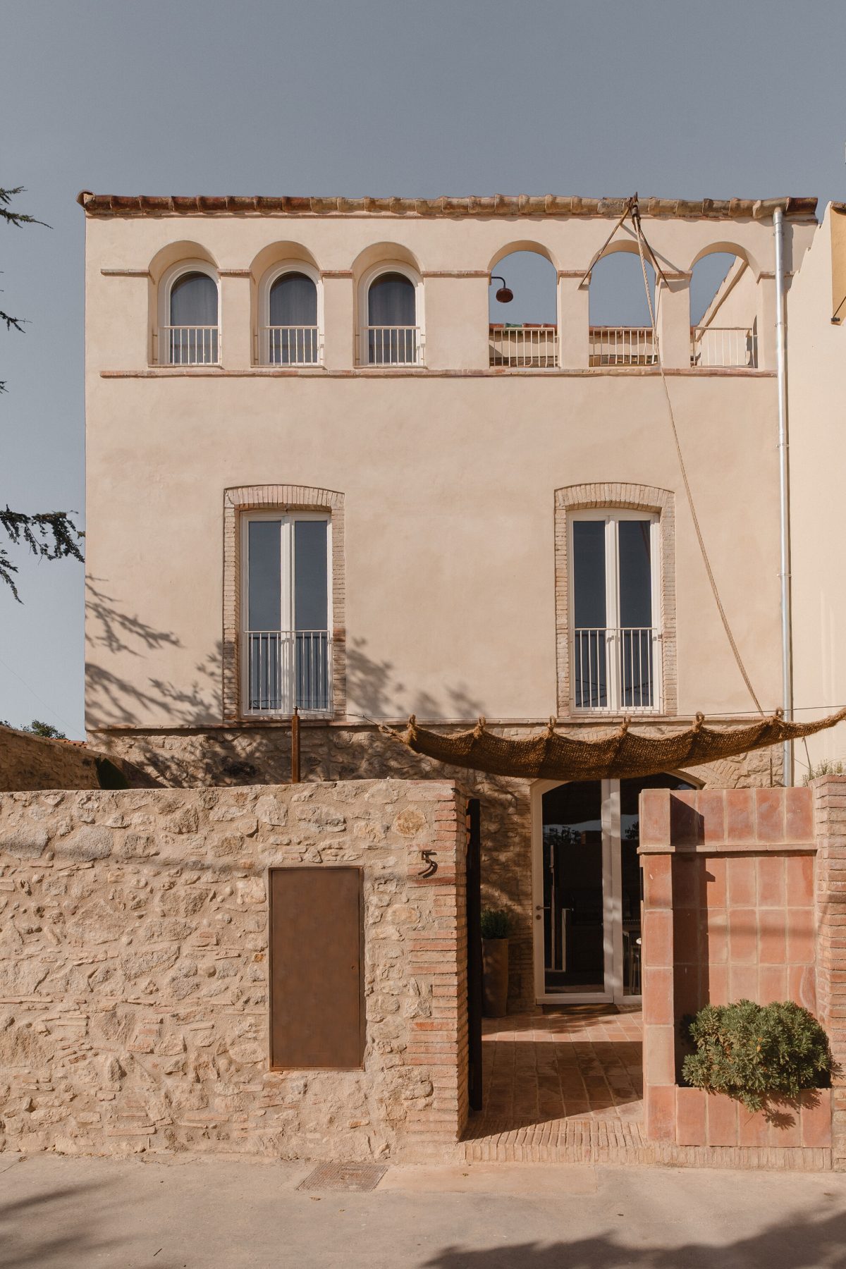 Archisearch A Whimsical Reuse: Inhabiting a Former Carpentry Workshop by Clara Crous Arquitectura