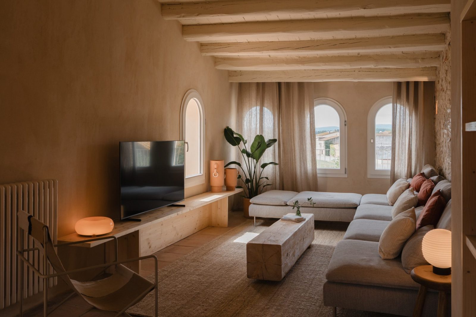 Archisearch A Whimsical Reuse: Inhabiting a Former Carpentry Workshop by Clara Crous Arquitectura