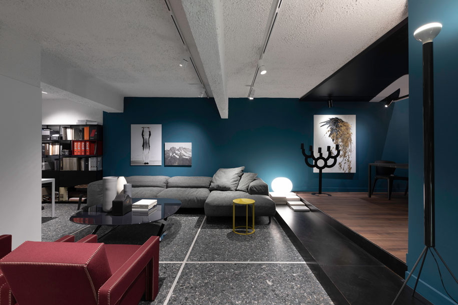 Archisearch New Deloudis showroom in Thessaloniki