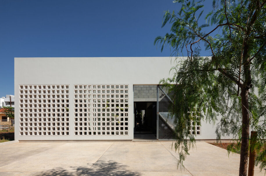 Archisearch House with Four Gardens in Nicosia, Cyprus | draftworks* architects