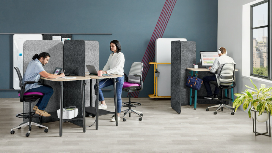 Archisearch Welcome Back by Steelcase: η Steelcase - Office Furniture Solutions, Education & Healthcare αναδιαμόρφωσε το Learning and Innovation Center της για την μετά covid εργασιακή εποχή