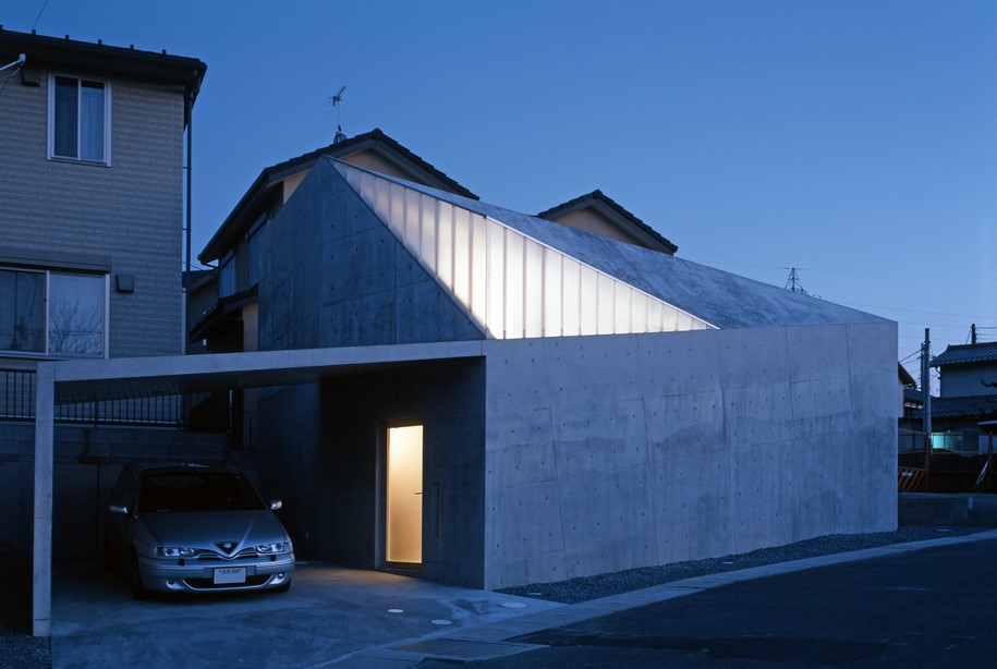 Archisearch Alphaville Architects designed Hall House #1 for a young couple
