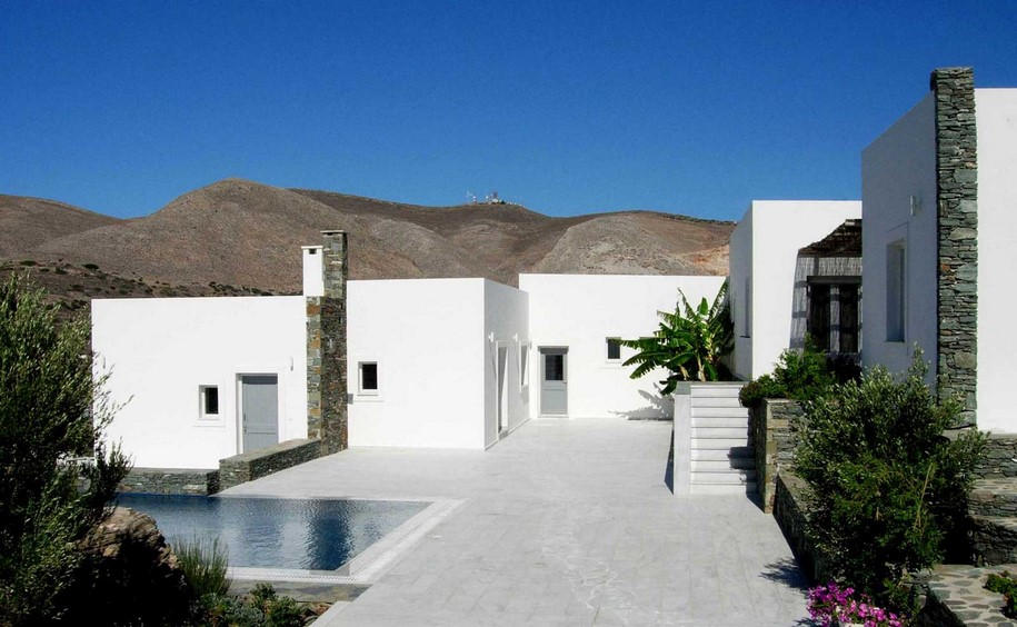 Syros, house, vacation, holiday, minimalism, greek architecture, Greece, island, Aegean Sea, Cycladic, white, interios, Evi Kostakioti, Vangelis Paterakis