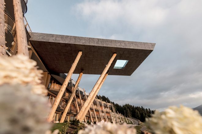 Archisearch - Hubertus pool is oscillating between heaven and earth  | noa* - network of architecture