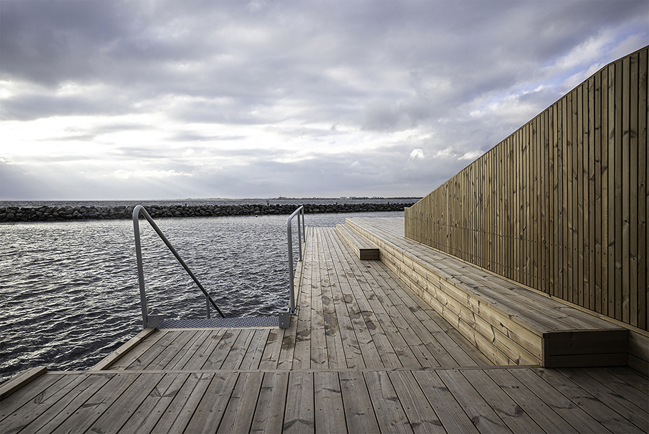 Archisearch ISFUGLEN: winter bathing club in Brøndby Marine Harbor | Matters architects