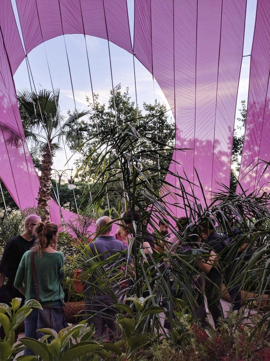 ESA COSA ROSA, Langarita-Navarro, Spain, Madrid, Valencia, Spanish architecture, installation, pink