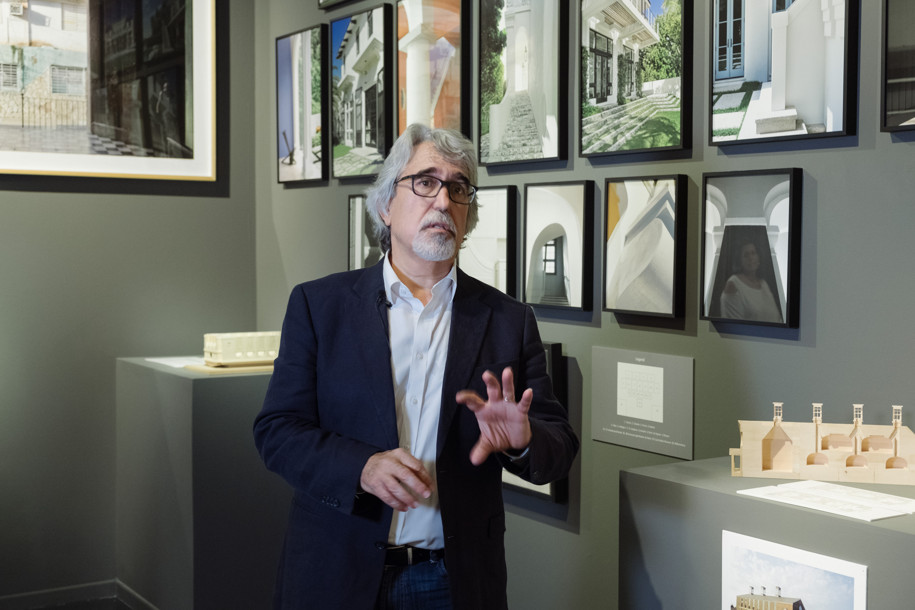 Jorge Hernández, Carlos Domenech, Light Box, 2018, architect, photographer, Venice Biennale 2018, Palazzo Bembo, collaborative exhibition