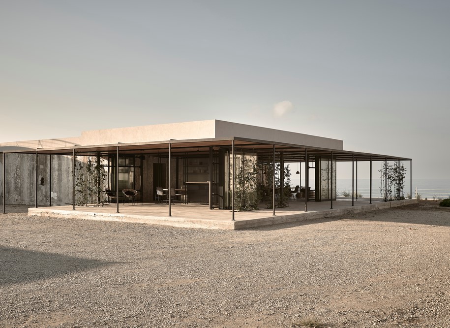 Archisearch Κ-Studio transformed a former winery in Kourouta into a luxury hotel experience