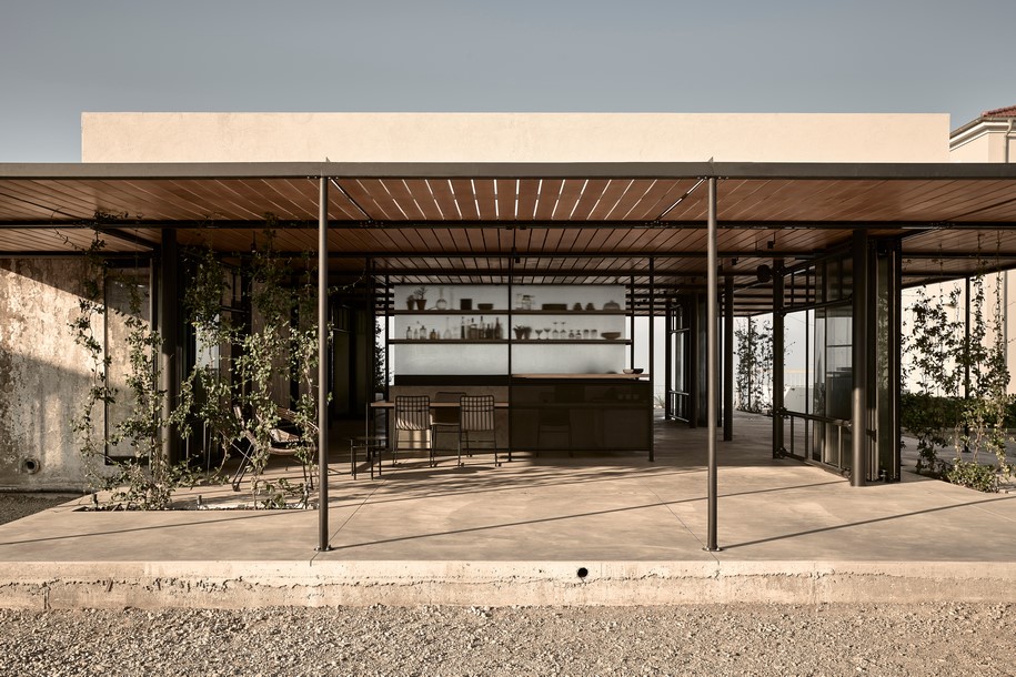 Archisearch Κ-Studio transformed a former winery in Kourouta into a luxury hotel experience
