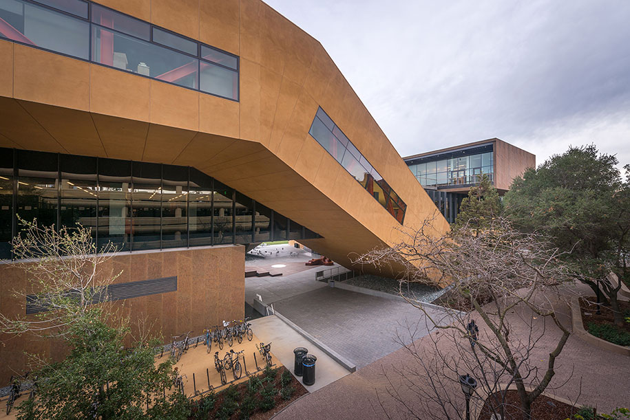 Archisearch Pygmalion Karatzas Captures the McMurtry Building for the Department of Art at Stanford University by Diller Scofidio + Renfro Architects