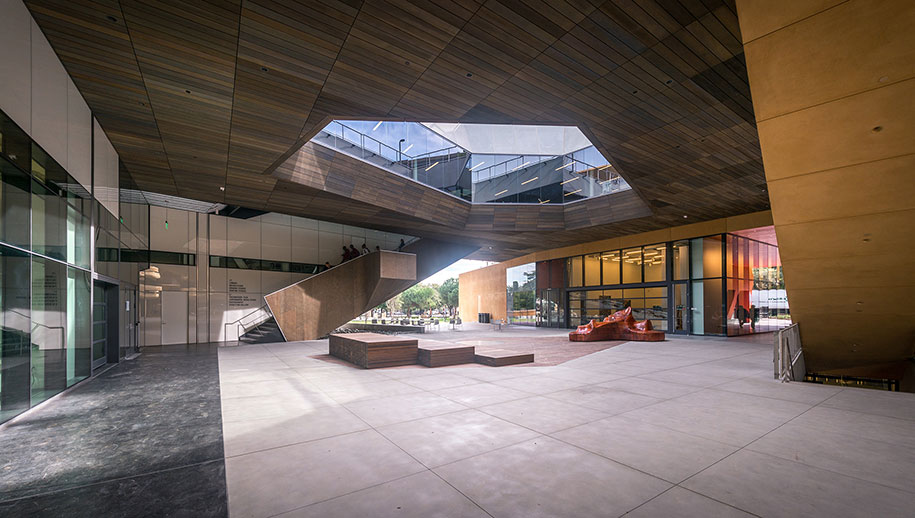 Diller Scofidio + Renfro, Pygmalion Karatzas, photographs, photography, Πυγμαλίων Καρατζάς, McMurtry, Stanford University