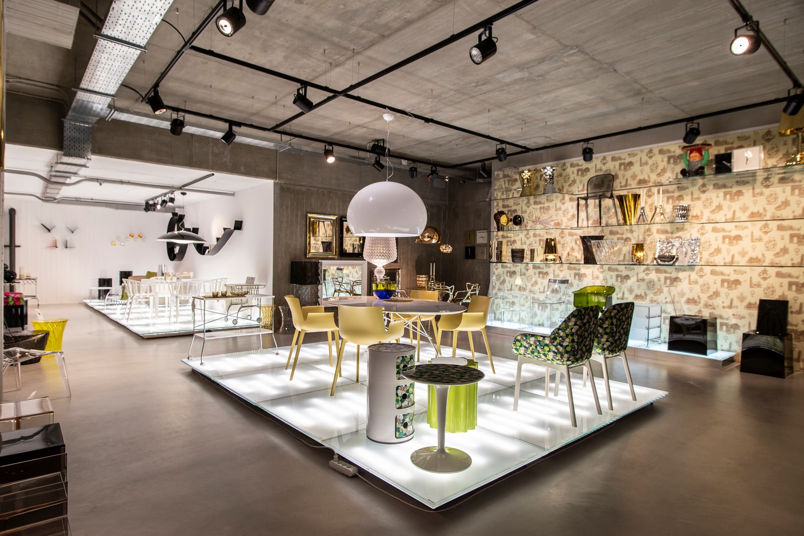 Archisearch kartell-flagship-store-opening (