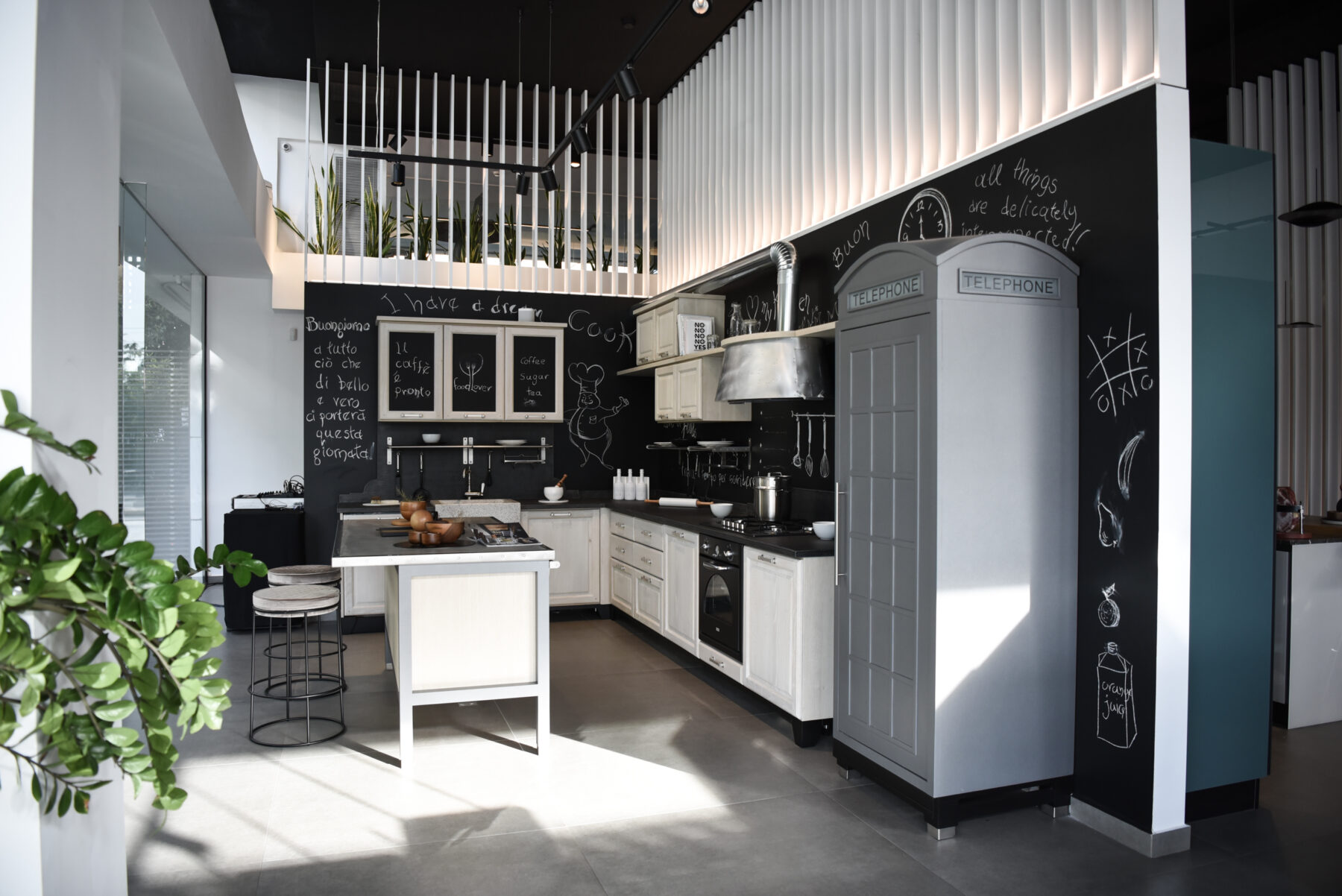 Archisearch Πραγματοποιήθηκε το Kitchen Τheory vol.3 από τη GRUPPO CUCINE με καλεσμένο τον Massimo Iosa Ghini | υπό την επιμέλεια της Design Ambassador.