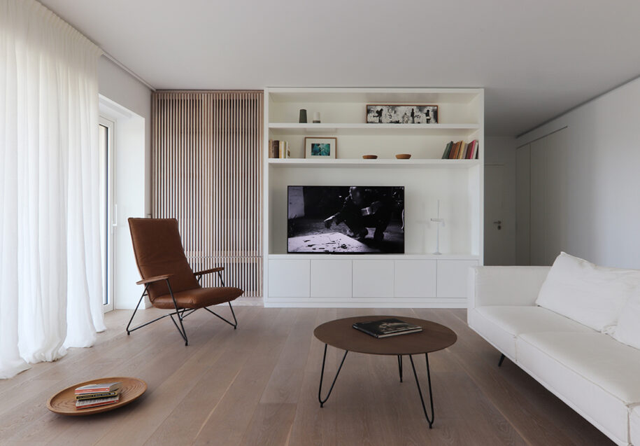 Archisearch Hellinikon Apartment | KKMK Architects