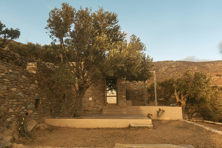 Archisearch Maria Vidali designed Avdos house in Tinos island | Archisearch