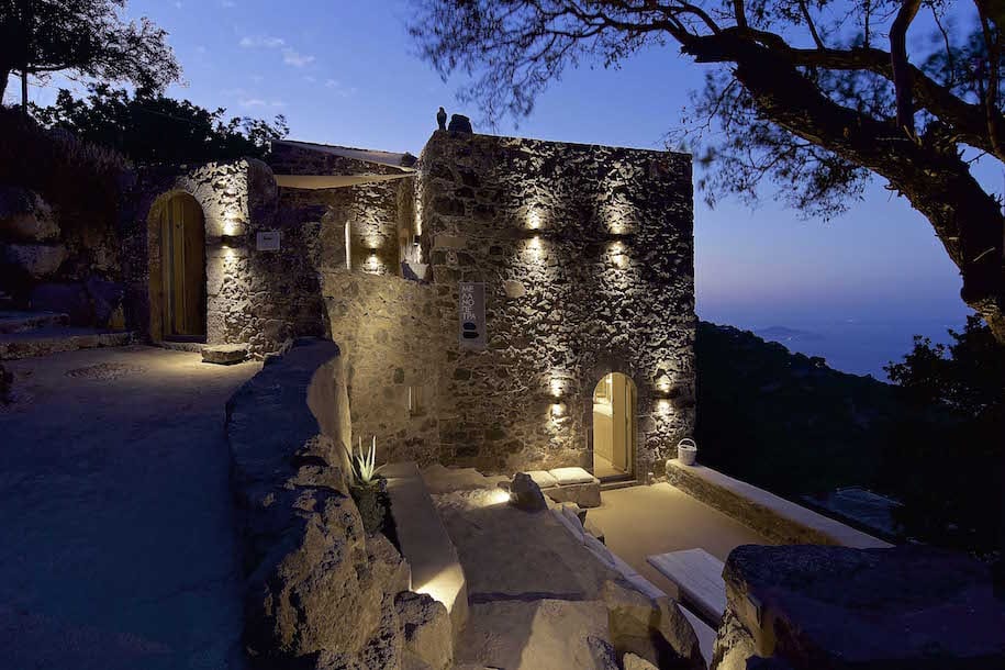 Archisearch 100% Hotel Design Awards 2016 - Melanopetra Guesthouse in Nysiros / Anna Apostolou (adarchitects)