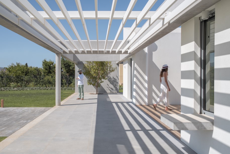 Archisearch Beach House Neratza in Peloponnese | RCTECH Architects