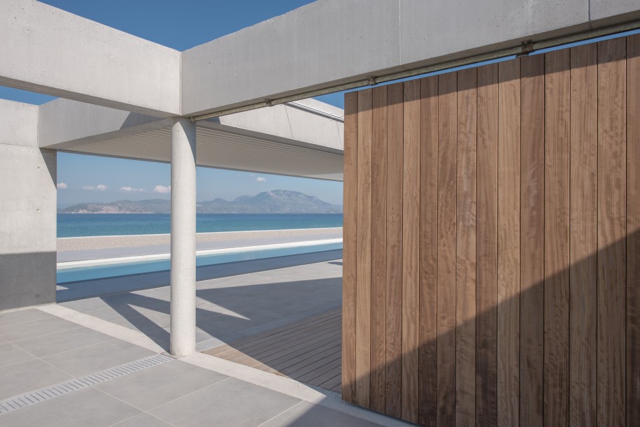 Archisearch Beach House Neratza in Peloponnese | RCTECH Architects