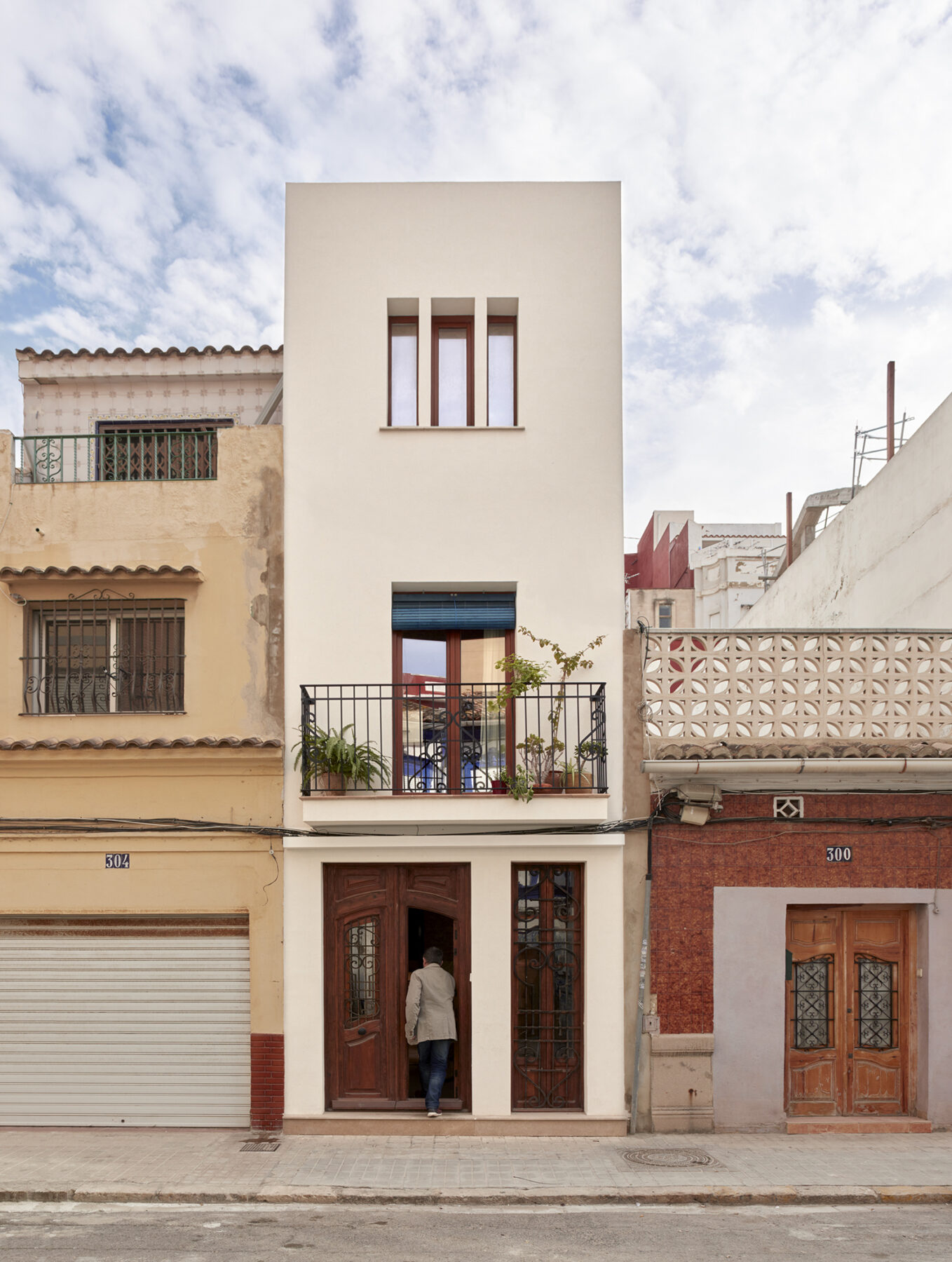 Archisearch Eco Wood House in El Cabanyal, Valencia, Spain | Fernando Olba Rallo