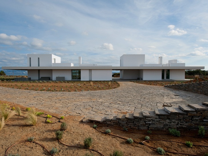 Archisearch - Island Summer Retreat for Two Families in Paros 