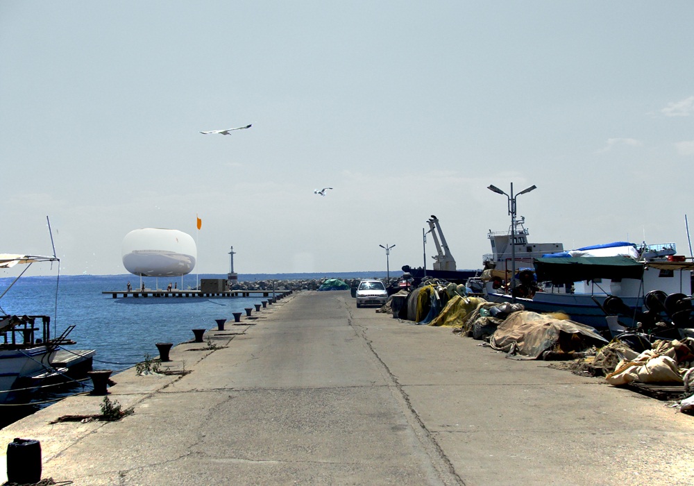 Archisearch - Giannikis SHOP / THESSALONIKI WATER TRANSPORT PIERS / HONORARY MENTION IN ARCHITECTURE COMPETITION