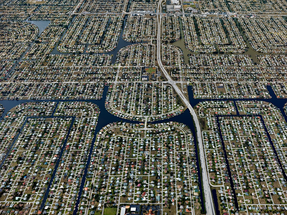 Archisearch - Cape Coral #1, Lee County, Florida, USA, 2012 (c) Edward Burtynsky, courtesy Nicholas Metivier   Gallery, Toronto