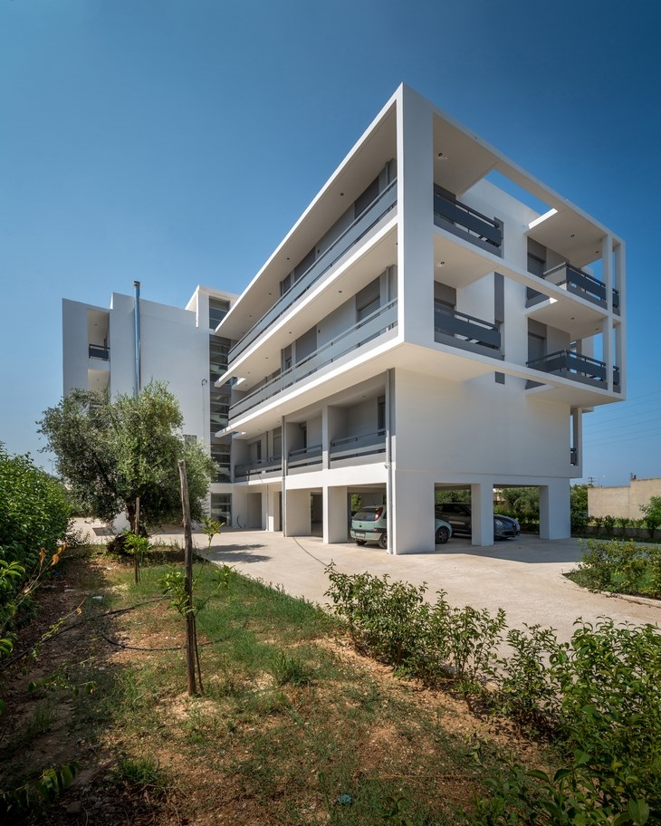 Archisearch - Eastern view, Thiresias Residential Building, Patras Greece, Barlas Architects (c) Pygmalion Karatzas