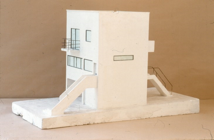 Archisearch - Le Corbusier, Ribot, 1923 Plâtre, 104.5 x 54.5 x 64.5 cm (c) FLC, ADAGP, Paris 2015