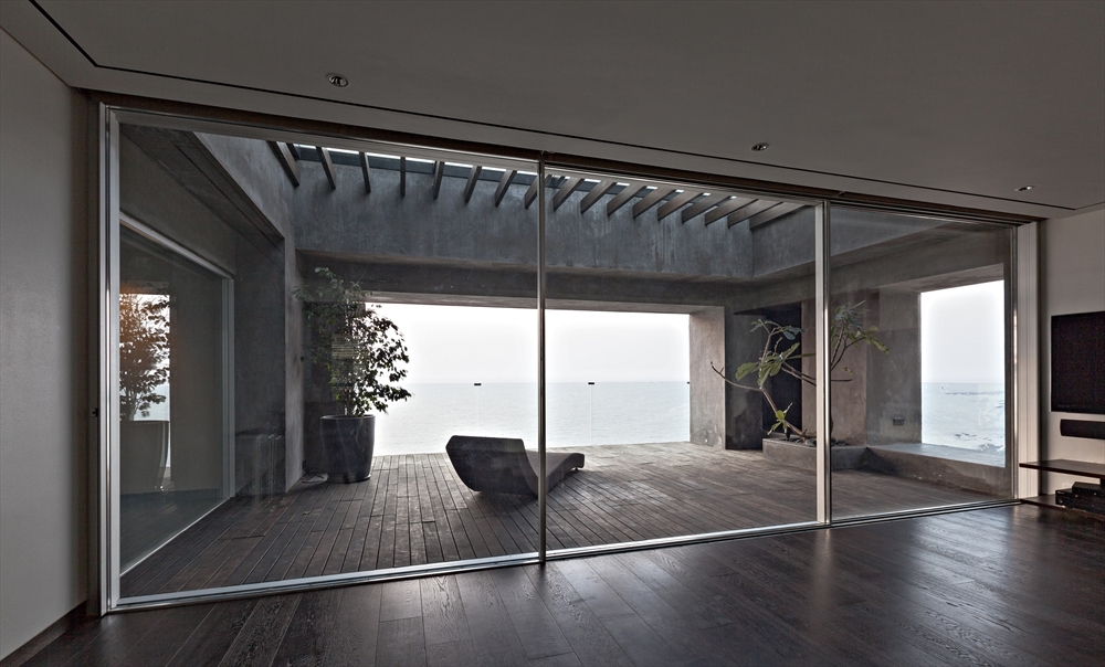 Archisearch - MASTER BEDROOM TERRACE (c) ABRAHAM JOHN ARCHITECTS