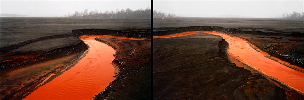 Archisearch - Nickel Tailing #34-35 (diptych) - Sudbury, Ontario, 1996 (c) Edward Burtynsky, courtesy Nicholas Metivier Gallery, Toronto