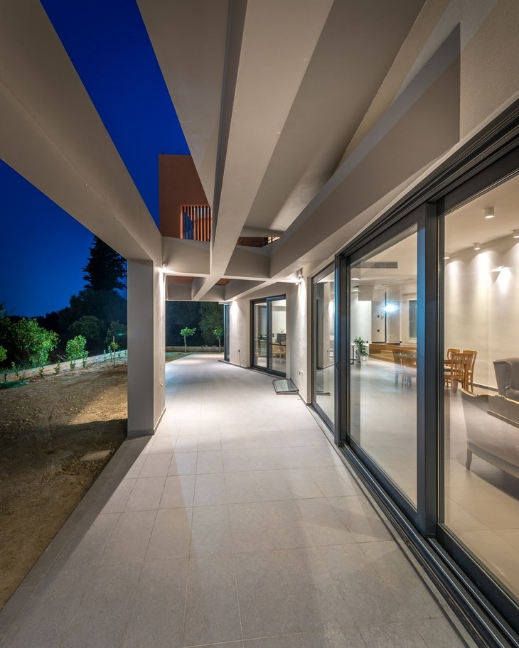 Archisearch - Ground floor veranda view, IS House, Nafpaktos Greece, Barlas Architects (c) Pygmalion Karatzas