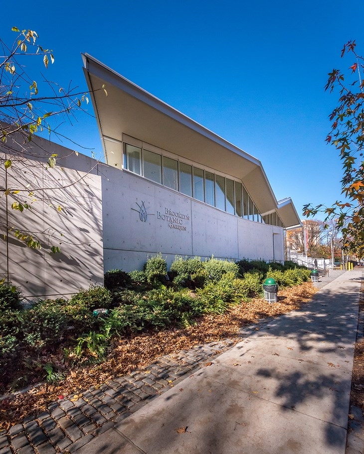 Archisearch - Brooklyn Botanic Garden Visitor Center / Photography by Pygmalion Karatzas