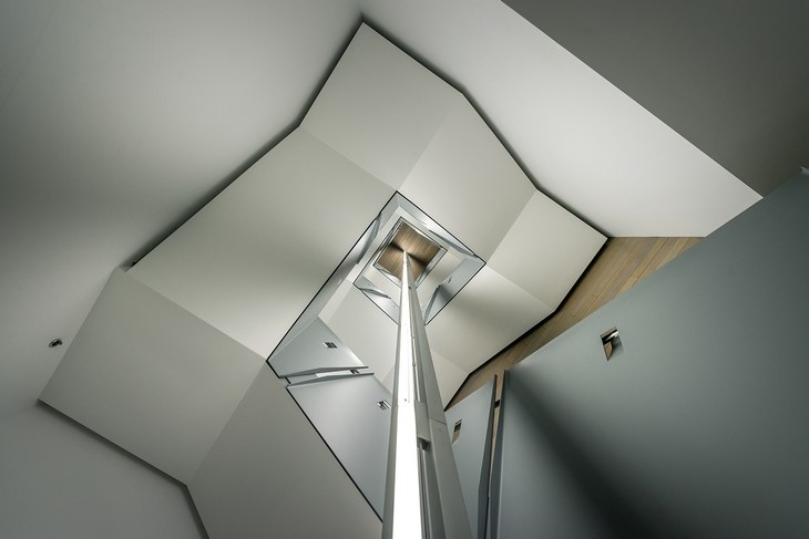 Archisearch PYGMALION KARATZAS' NORTIGO PHOTOGRAPHY SERIES LOOKS UPWARDS