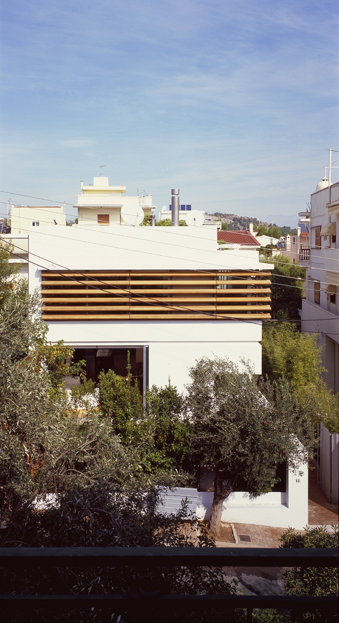 Archisearch - Erieta Attali Psychiko Residence, Athens, 2006