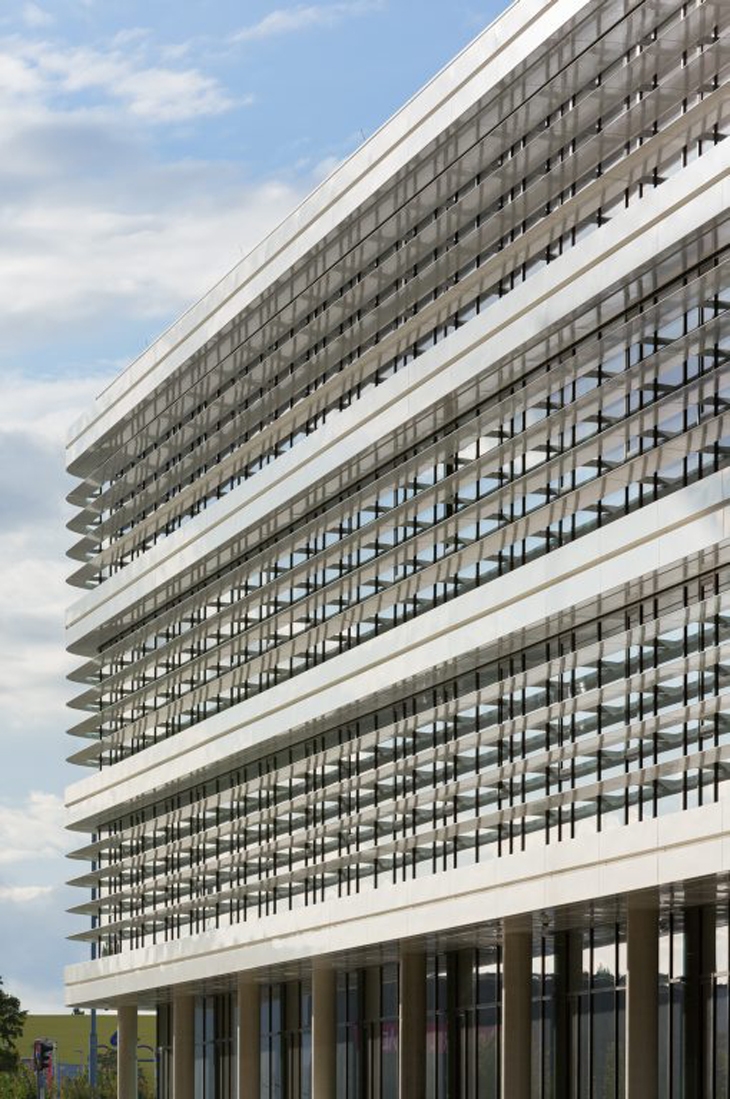 Archisearch TRANSPARENT AND COMMUNICATIVE NEW TRIANEL HEADQUARTERS COMPLETED IN AACHEN BY GMP ARCHITECTS