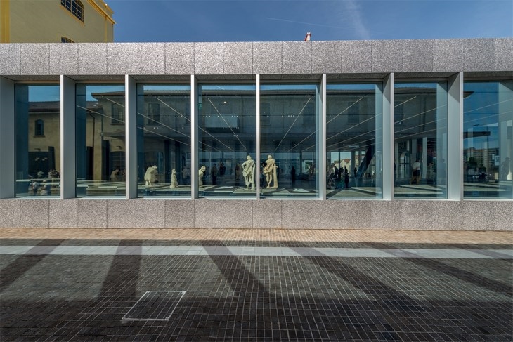 Archisearch - Glazed Podium hosting the `Serial Classic` exhibition, Architects OMA / Rem Koolhaas (c) Pygmalion Karatzas