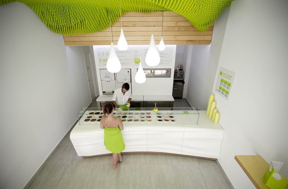 Archisearch - FROYO YOGURTERIA, VOLOS /  AHYLO STUDIO / BRANDING DESIGN APPLICATION