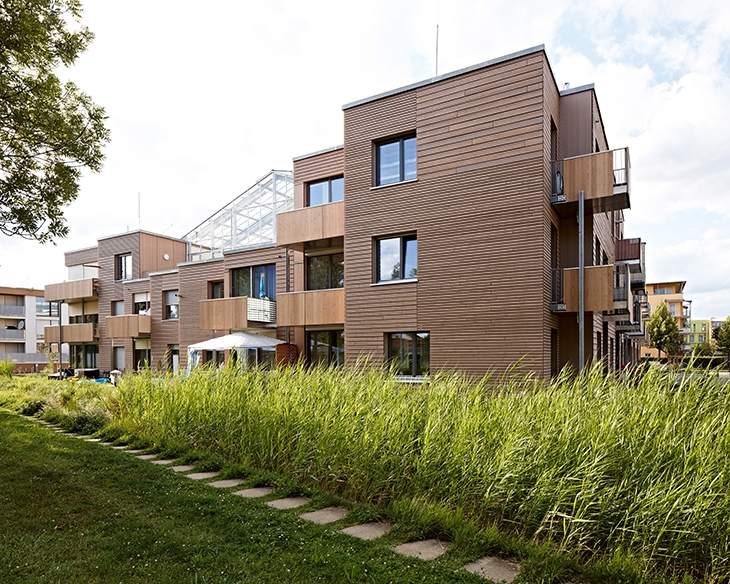 Archisearch THE BEAUTIFUL NEIGHBOURHOOD INSIDE THE RESIDENTIAL BUILDINGS IN INGOLSTADT / BEHNISCH ARCHITEKTEN