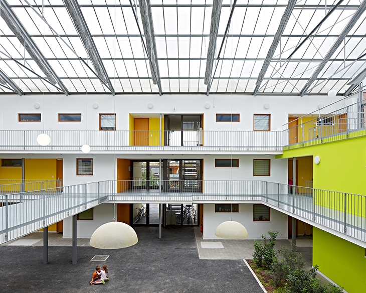 Archisearch - Ingolstadt - Hollerstauden / Behnisch Architekten