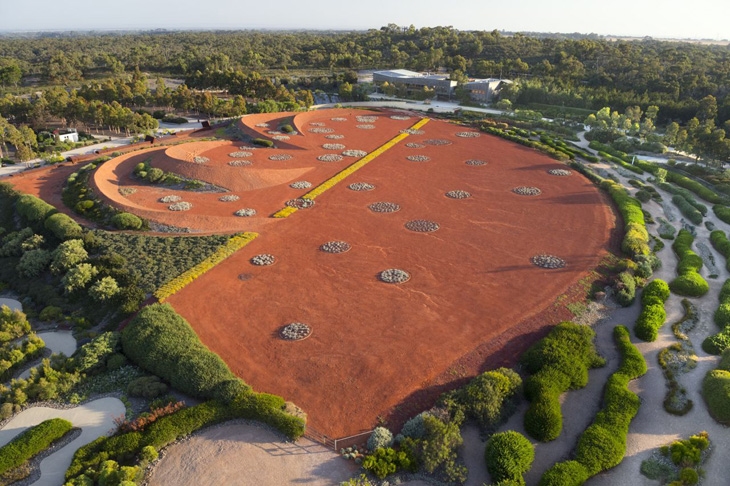 Archisearch - The Australian Garden by Taylor Cullity Lethlean and Paul Thompson_Red Sand Garden