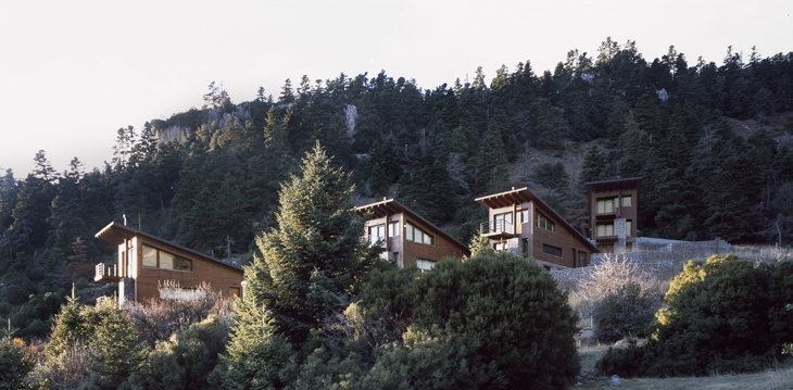 Archisearch - Five houses at Parnassus Mountain / Roula Kotsilati & Vangelis Hatzis / Photo by Erieta Attali