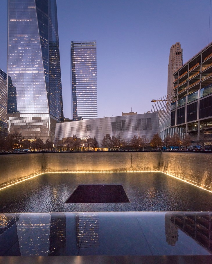 Archisearch THIS IS THE GROUND ZERO PHOTOGRAPHED BY PYGMALION KARATZAS