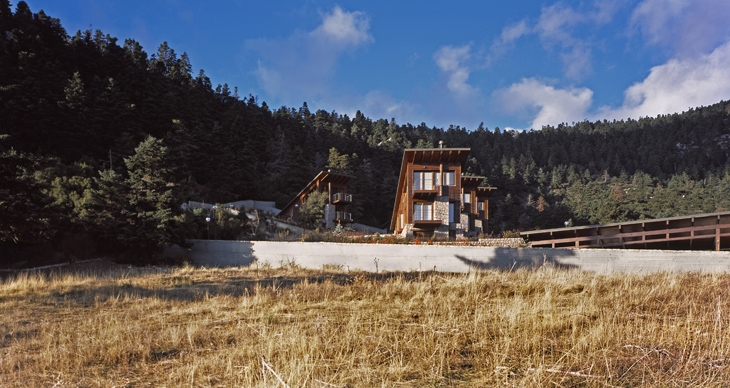 Archisearch - Five houses at Parnassus Mountain / Roula Kotsilati & Vangelis Hatzis / Photo by Erieta Attali