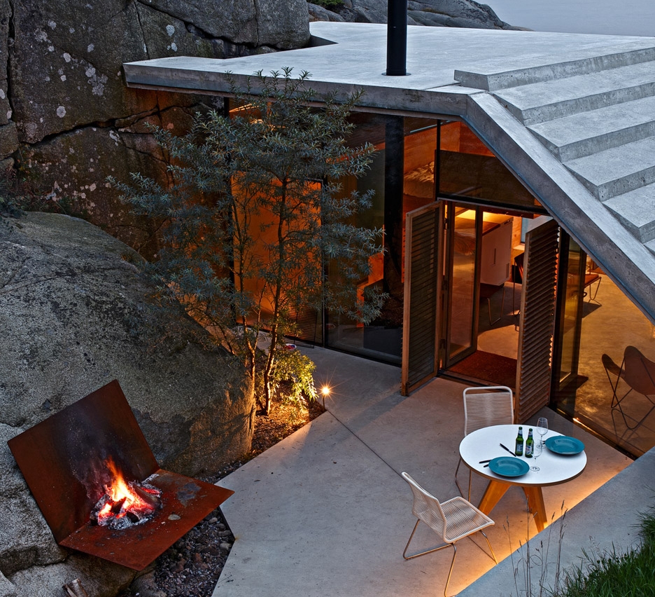 Archisearch - LUND HAGEN ARCHITECTS DESIGN A COUNTRY HOUSE IN NORWAY'S GREAT OUTDOORS