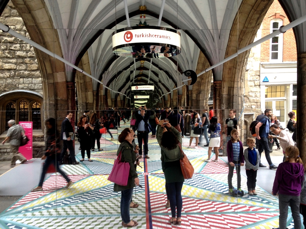 Archisearch TILE MILE INSTALLATION AT THE CLERKENWELL DESIGN WEEK